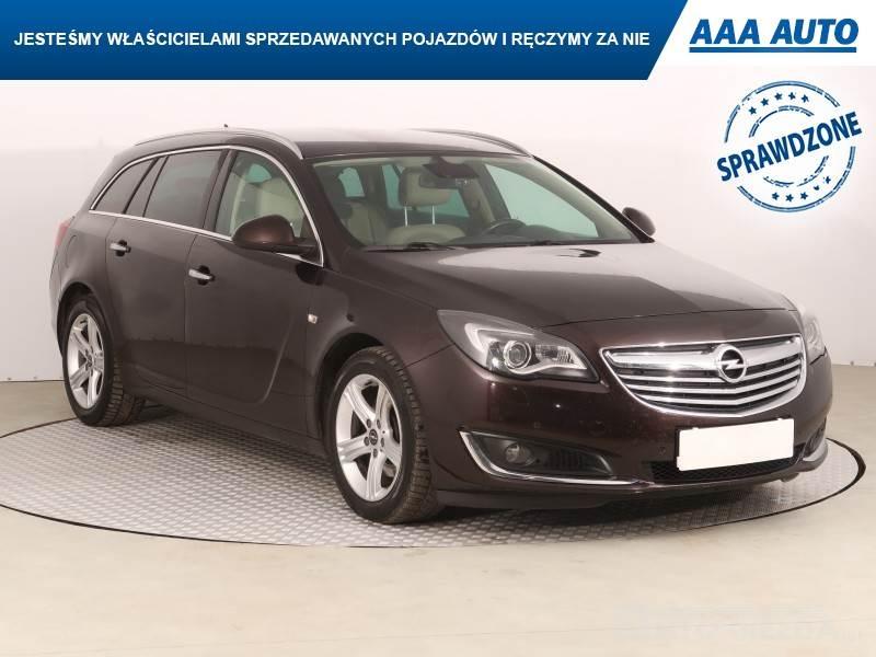 OPEL INSIGNIA