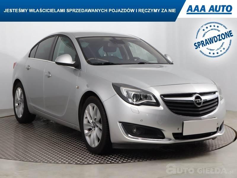 OPEL INSIGNIA