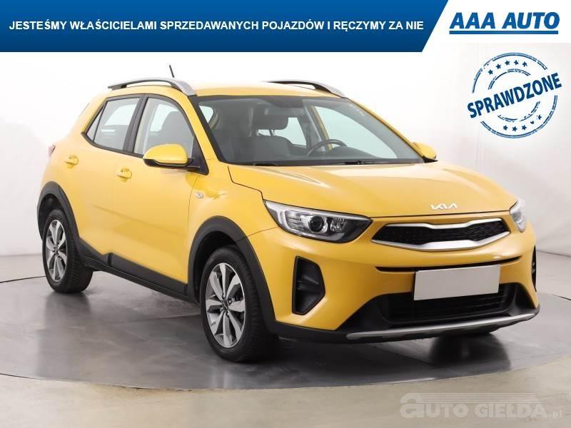 KIA STONIC