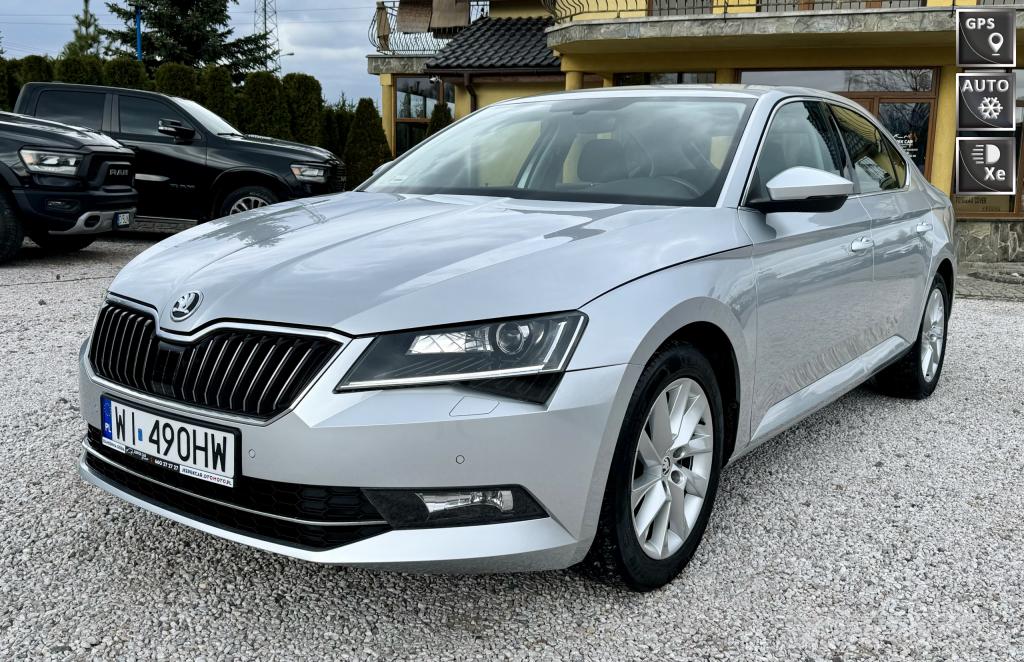 SKODA SUPERB Salon PL,LED,Navi,PDC,Ser