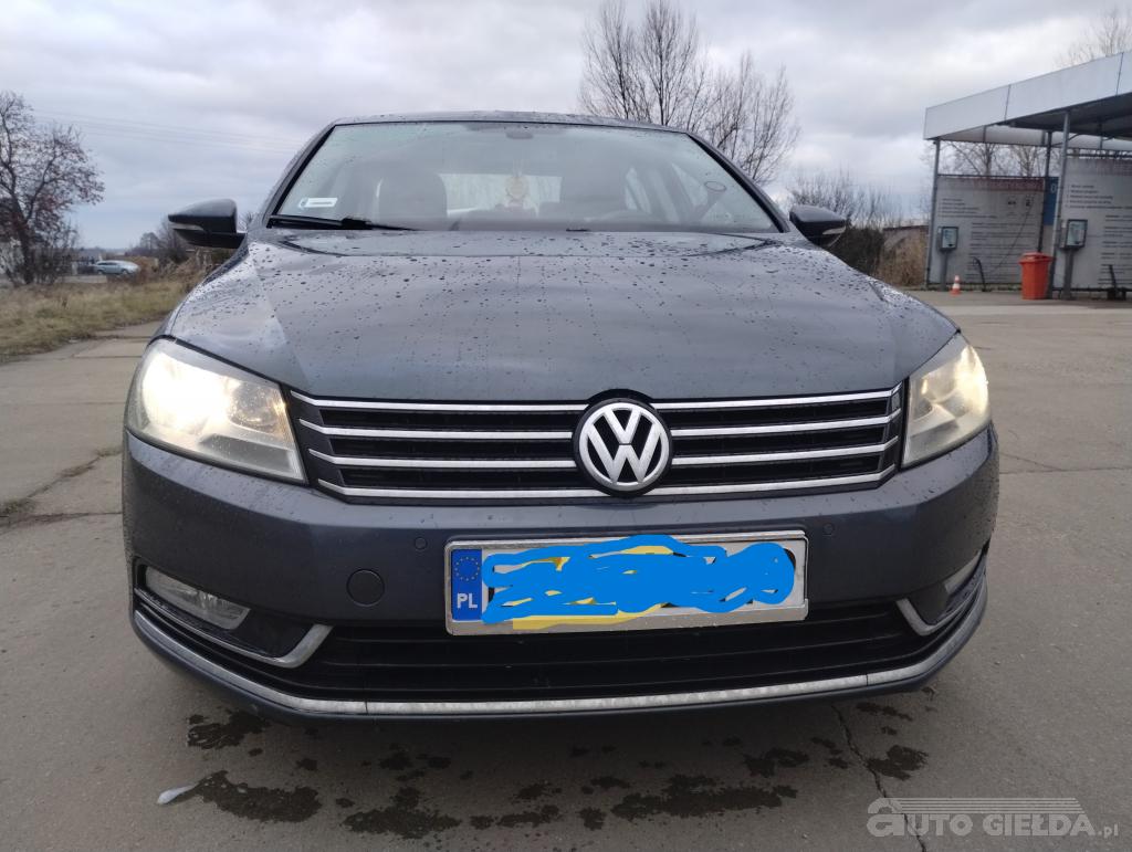 VW PASSAT