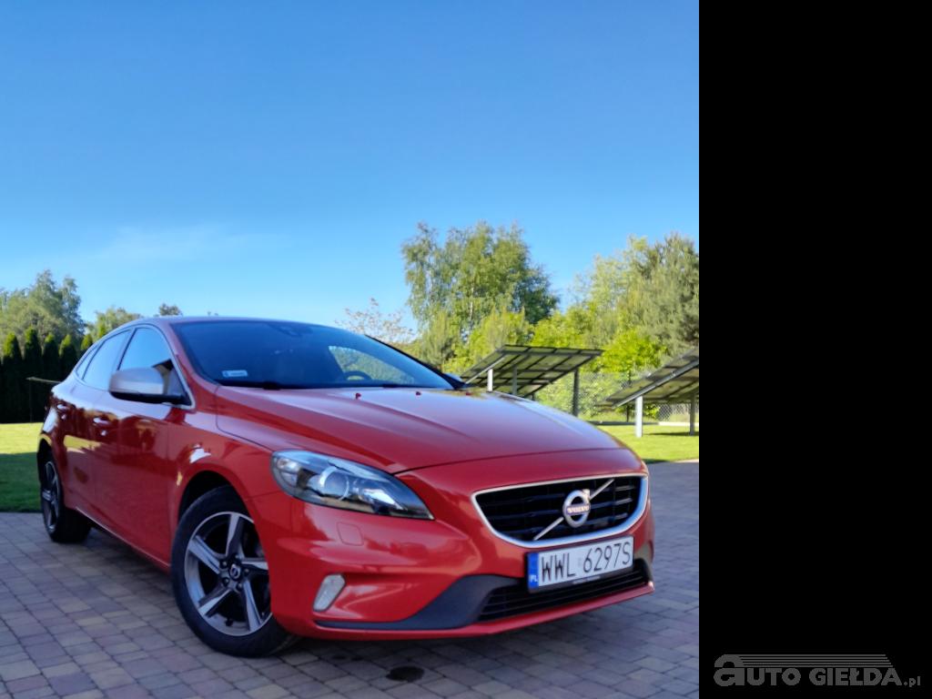 VOLVO V40 R DESIGN