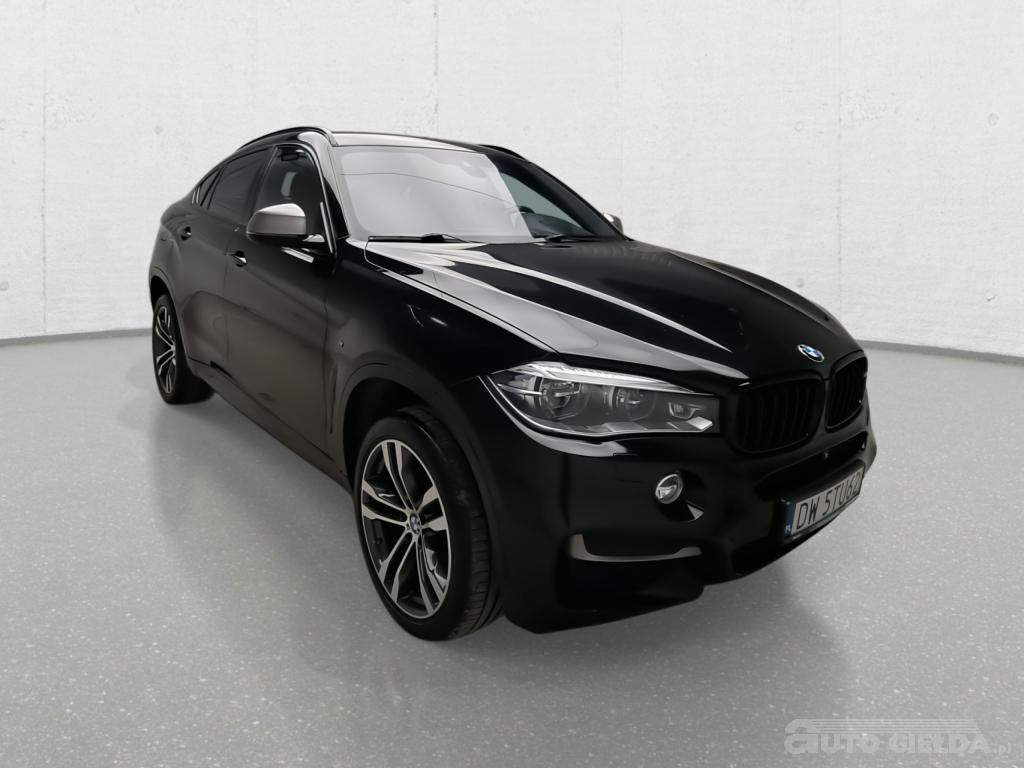 BMW X6 hatchback